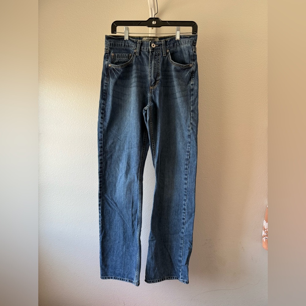 Wrangler Men's Straight Jeans - Medium Blue Wash